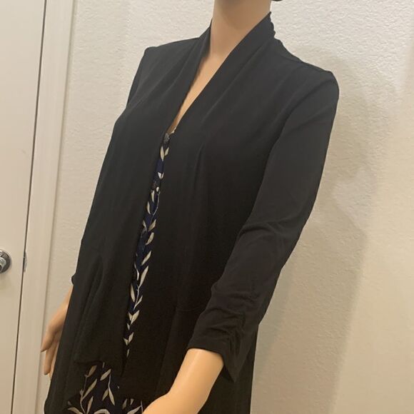 Chico’s Size 0 Black V Neck 3/4 Sleeves Peplum Waist Polyester Spandex Jacket - Picture 4 of 13